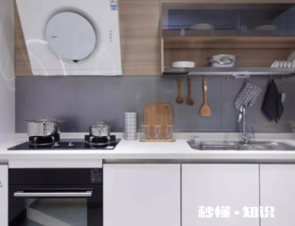 厨房吊柜高度离地多少 厨房吊柜多大尺寸合适