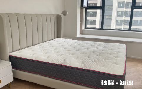 蓝盒子床垫和慕思床垫哪个好 蓝盒子床垫和慕思床垫使用对比评测