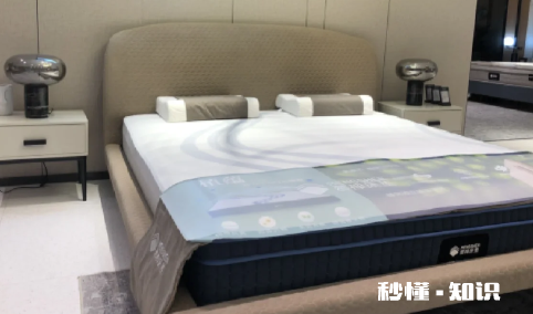 蓝盒子床垫和慕思床垫哪个好 蓝盒子床垫和慕思床垫使用对比评测