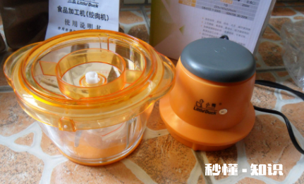 绞肉机怎么组装 绞肉机怎样绞肉