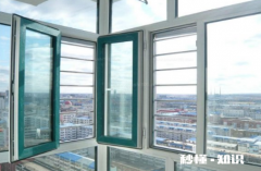 纱窗破洞了有什么东西可以贴吗 纱窗破洞了怎么补救