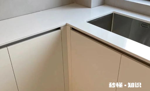 厨房石英石台面贴膜有没有必要贴 厨房石英石台面一般多厚