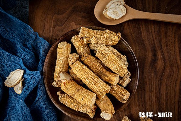 西洋参枸杞泡水的禁忌 西洋参枸杞泡水的好处