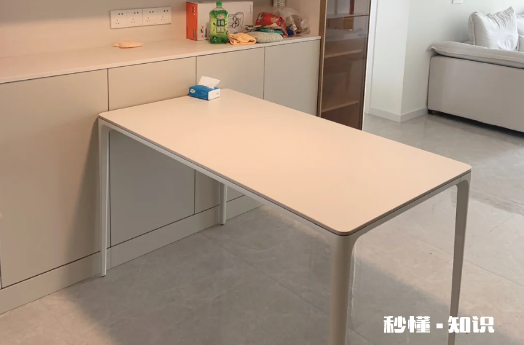 依诺岩板和德利丰岩板哪个好 依诺岩板属于哪里品牌