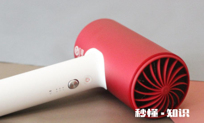 电吹风不热了怎么修 吹风机热风风力小是什么原因