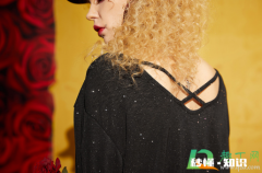 黑衣服暴晒变红能恢复吗 黑衣服发红怎么让它颜色复原