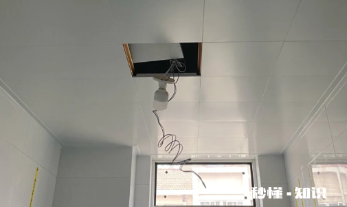 卫生间吊顶灯和换气一体的吗 卫生间吊顶灯坏了怎么换