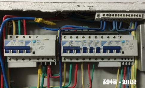 打孔打到电线跳闸后重启有电需要处理吗 打孔打到电线跳闸了怎么办