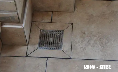 卫生间地面要比外面地面低吗 卫生间地面不平有积水怎么补救