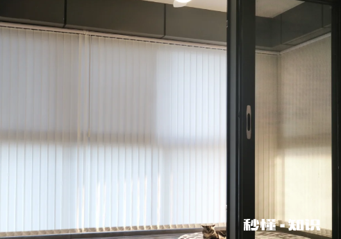 三绳百叶窗怎么放下来图解 浴室百叶窗怎么不让别人看到