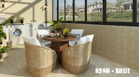 阳台是贴墙砖还是刷白 阳台贴墙砖需要做拉毛处理吗