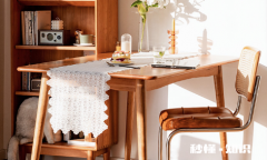 乳胶漆可以刷木家具吗 实木家具可以自己刷漆变色吗