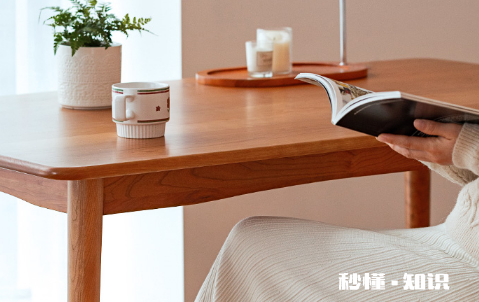 乳胶漆可以刷木家具吗 实木家具可以自己刷漆变色吗