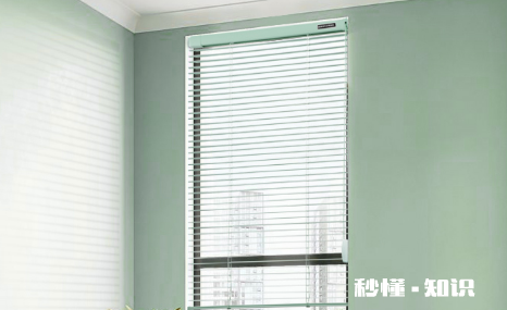 卫生间卷帘用全遮光还是半遮光 卫生间半遮光窗帘能被看透吗