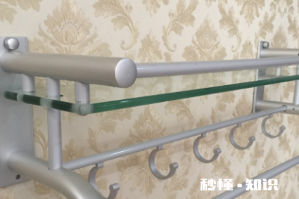 卫浴挂件怎么选 卫浴铝合金好还是不锈钢好