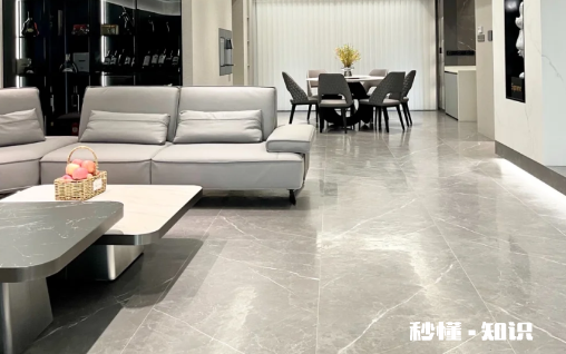 夏天天热时候适合贴瓷砖吗 夏天铺砖为什么最容易空鼓