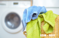 洗衣机洗衣服会停顿怎么回事 洗衣机老是停怎么回事