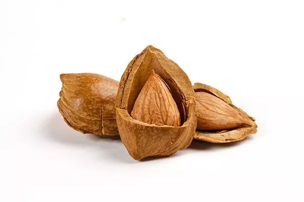 苦杏仁有毒吗 苦杏仁吃多了会怎样