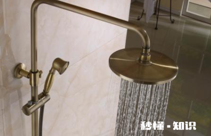 花洒喷头周围漏水怎么办 花洒喷头侧面喷水怎么修理