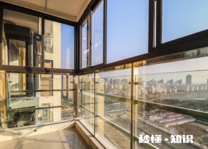 现在的高层窗户为什么往里开 窗户往里开好还是往外开好