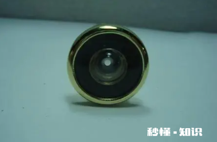 猫眼一般装在门的多高位置 猫眼一般在门的什么位置