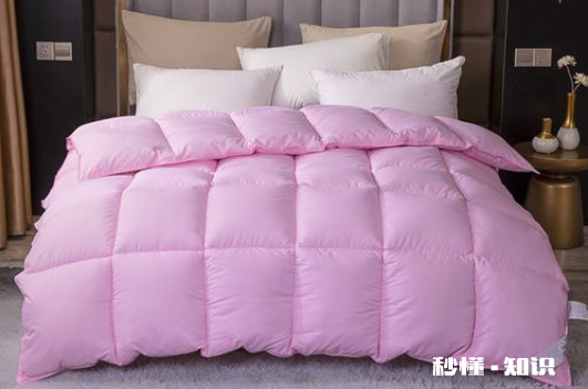 鹅绒被扭花的好还是方格好 鹅绒被扭花工艺和方格工艺在保暖上有区别吗