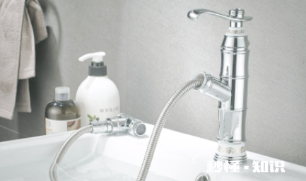 水龙头出锈水怎么回事 新的水龙头为什么有锈水