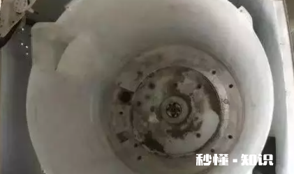 波轮洗衣机怎么拆开清洗 波轮洗衣机清洗后的残渣如何处理