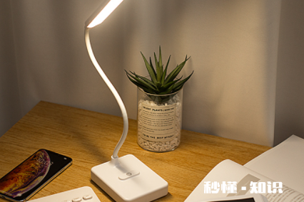 5w台灯适合看书吗 小孩写作业台灯要多少瓦合适