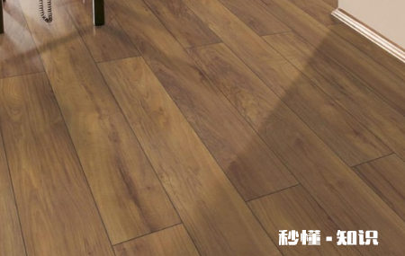 刚贴好的地板为什么是缝湿湿的 地板坏了几块怎样修复好