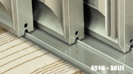 上轨道推拉门拉不动了怎么弄 推拉门很难推拉怎么办