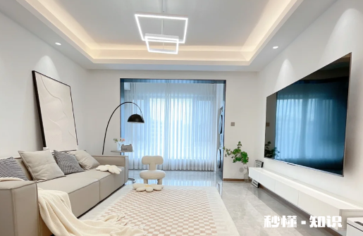 客厅不装窗帘只装纱好看吗 客厅不装窗帘会影响美观么