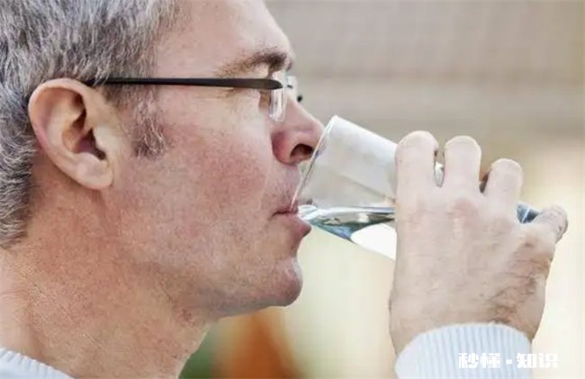 喝茶对降尿酸有好处吗 喝茶对降尿酸有好处吗