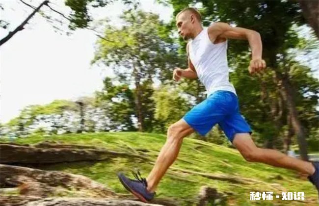 跑步一月能瘦10斤吗 跑步一月能瘦10斤吗女生
