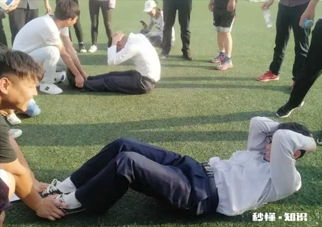 50个仰卧起坐算不算剧烈运动 做仰卧起坐算剧烈运动吗