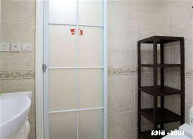 卫生间门是不是要比房间门矮一点 卫生间门要比房间门低吗