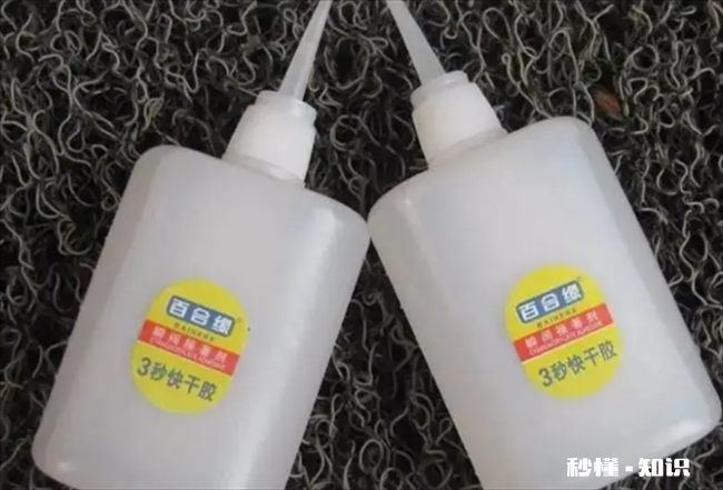 502滴在裤子上固化了怎么办 502胶滴在裤子上怎么办