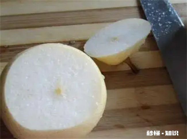 雪梨削皮后怎样不变色 雪梨削皮后会氧化变黑吗