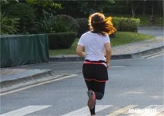 晨跑是每天跑还是隔一天跑比较健康 晨跑应该每天跑吗