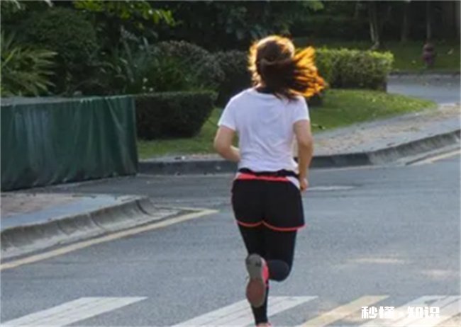 晨跑是每天跑还是隔一天跑比较健康 晨跑应该每天跑吗