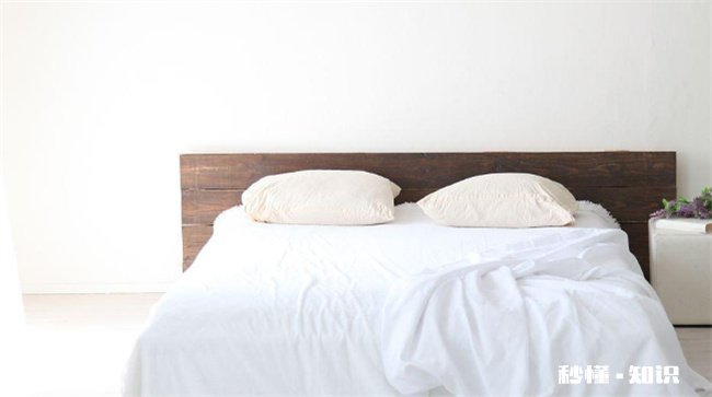 卧室床选白色好不好 卧室白色床好还是深色床好