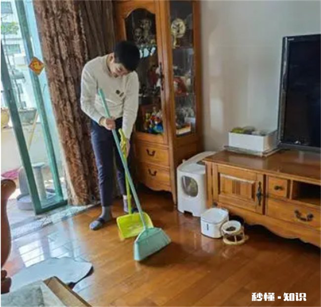 蜈蚣会从卫生间下水道上来吗 下水道为什么有蜈蚣