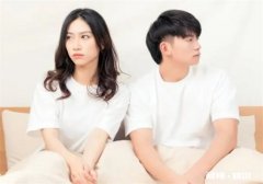 女朋友生气了怎么哄 女朋友生气了怎么哄她开心