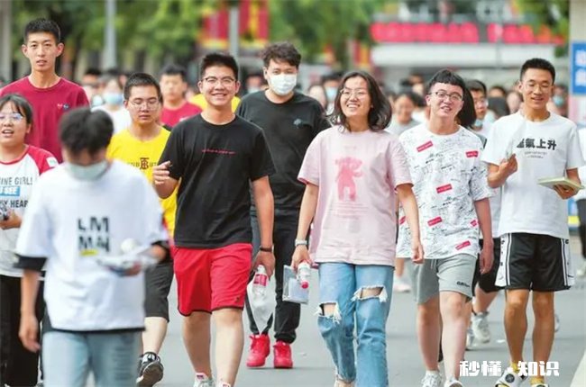 除了耐克还有哪些衣服适合在高考的时候穿 耐克哪个系列适合平时穿