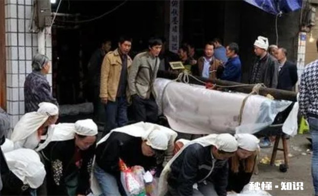 老年人去逝儿女怎样做 老年人去逝怎样操办