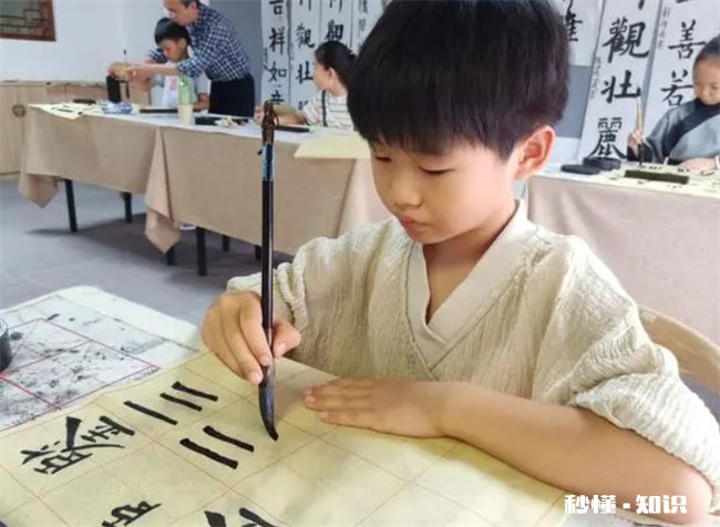 多久可以练好书法 书法要练多久才可以写好一点