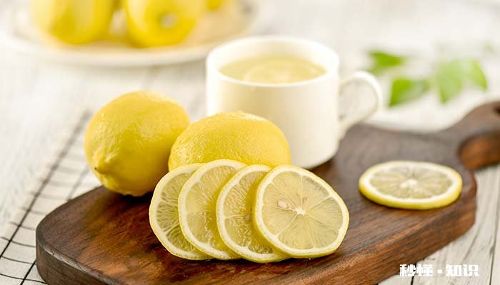 干柠檬发黑还能泡水吗 柠檬干发黑还能泡茶吗