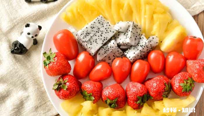 菠萝芯可以吃么 菠萝内芯发白斑能吃吗