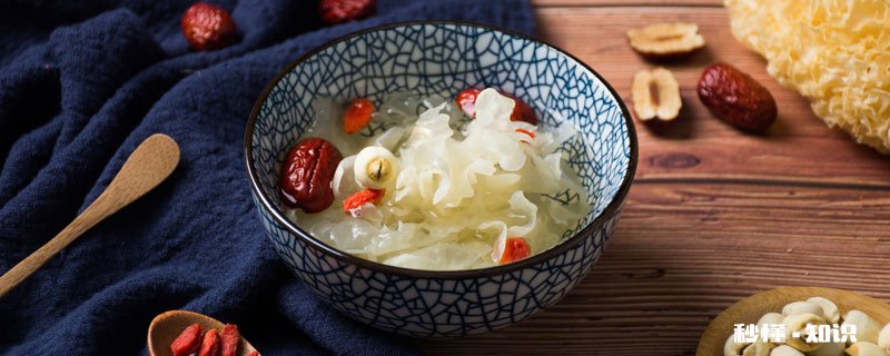 银耳汤可以放红糖吗 银耳汤可以放红糖吗