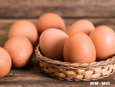 鸡蛋常温放了一个月还能吃吗 鸡蛋常温放一个月会什么样